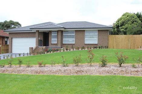 12 Paul Cres, Moss Vale, NSW 2577