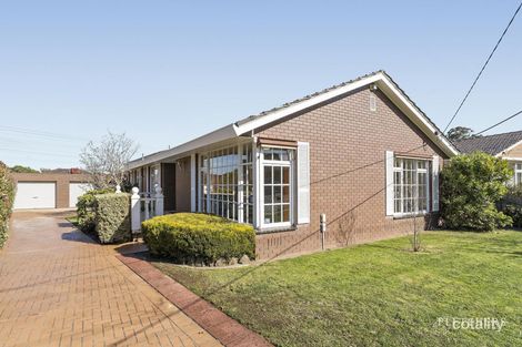 50 Cambridge Dr, Glen Waverley, VIC 3150