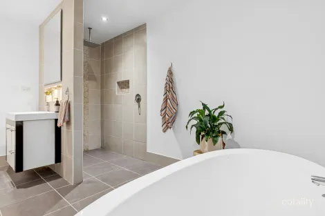 Property photo of 53 Easter Parade North Avoca NSW 2260