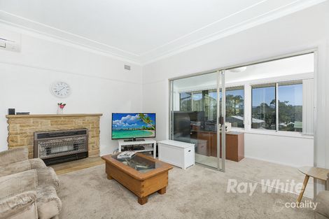 Property photo of 8 Hely Avenue Fennell Bay NSW 2283