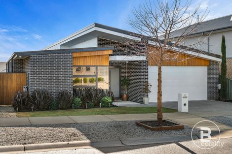 20 Robert St, Kangaroo Flat, VIC 3555