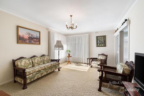 Property photo of 1 Regency Place Glen Waverley VIC 3150