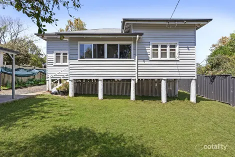 6 Perry St, Harlaxton, QLD 4350