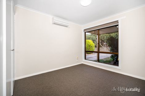 Property photo of 2/120 Cuthberts Road Alfredton VIC 3350