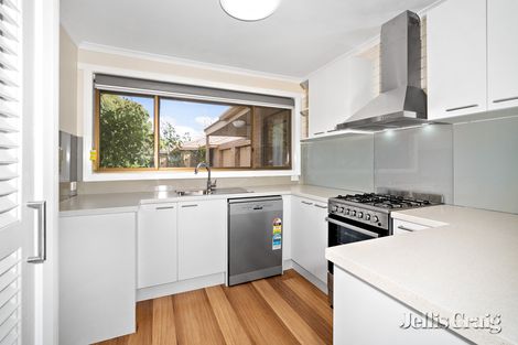 Property photo of 2/120 Cuthberts Road Alfredton VIC 3350