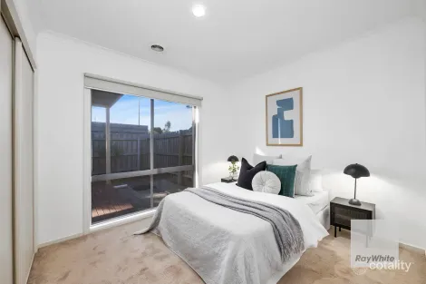 Property photo of 4 Sarkis Mews Hillside VIC 3037