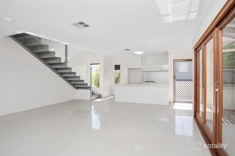 Property photo of 2/18 Emerald Street Kedron QLD 4031