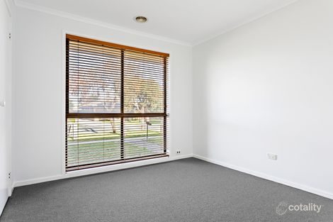 Property photo of 14 Danube Drive Werribee VIC 3030