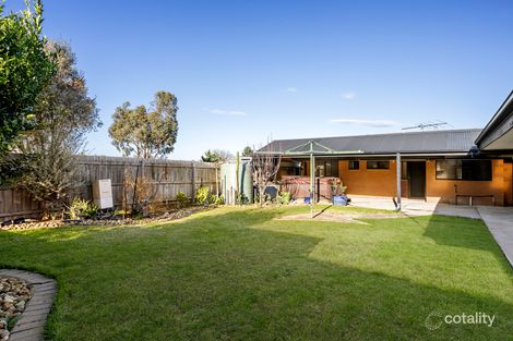 Property photo of 14 Danube Drive Werribee VIC 3030