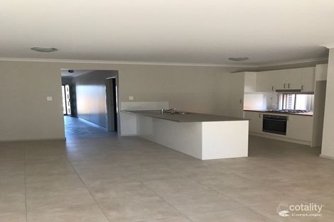Property photo of 19 Oakmont Place Woongarrah NSW 2259