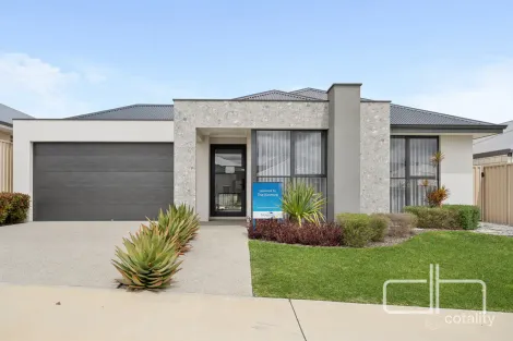 32 Attadale Ave, Darch, WA 6065