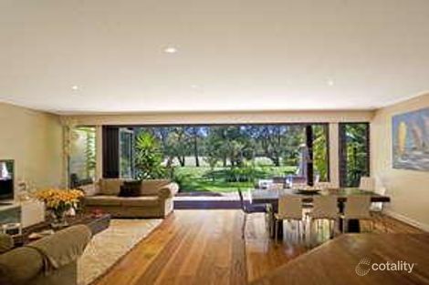 33 Stirgess Ave, Curl Curl, NSW 2096