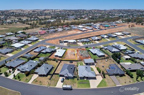 Property photo of 8 Hilton Place Junee NSW 2663