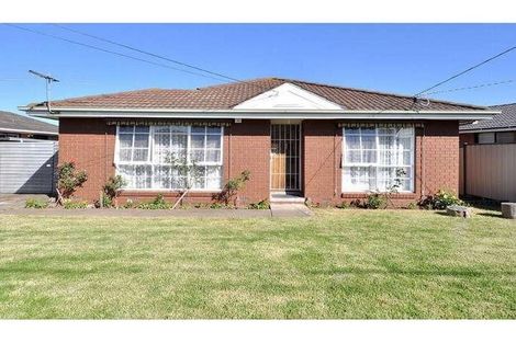Property photo of 2 Tullaroop Court St Albans VIC 3021