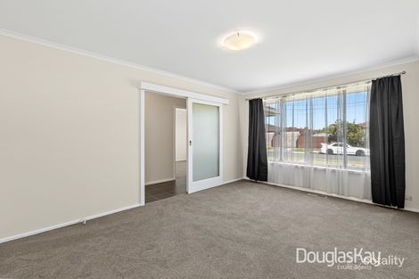 Property photo of 2 Dundee Street St Albans VIC 3021