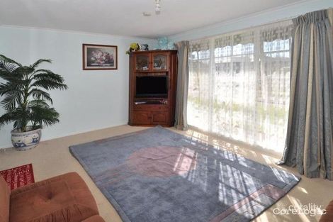 Property photo of 2 Tullaroop Court St Albans VIC 3021