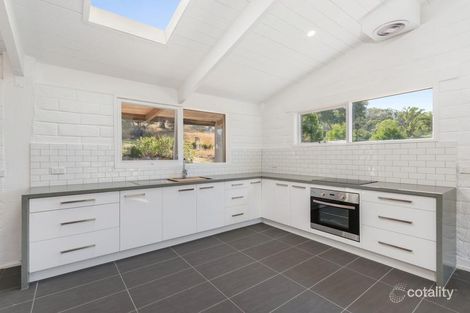 Property photo of 208 Pinnacle Lane Dixons Creek VIC 3775