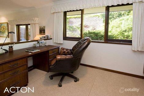 Property photo of 2 Kathryn Crescent Dalkeith WA 6009