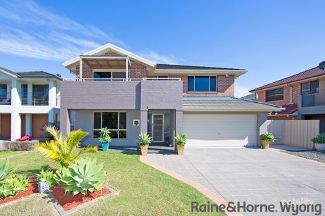 8 Waterside Dr, Woongarrah, NSW 2259