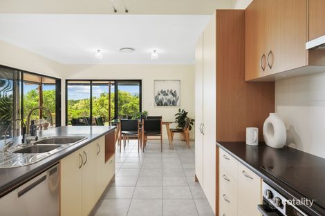 Property photo of 7 Brownlow Court Cashmere QLD 4500