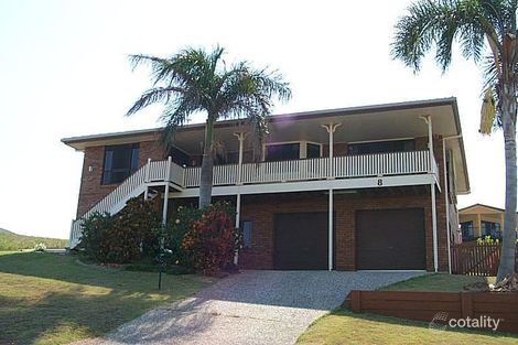 8 Yearsley Gr, Pacific Heights, QLD 4703