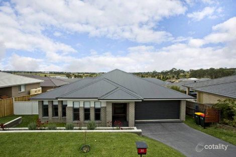 30 Mckeachie Dr, Aberglasslyn, NSW 2320