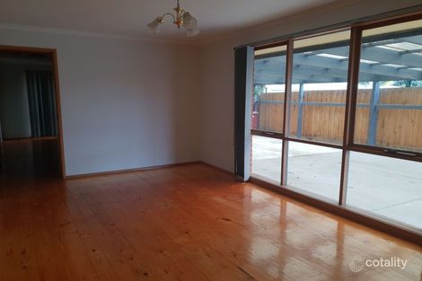 Property photo of 5 Plaistow Court Cranbourne North VIC 3977