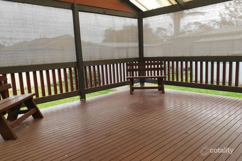 Property photo of 5 Plaistow Court Cranbourne North VIC 3977
