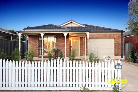 Property photo of 3 French Crescent Caroline Springs VIC 3023