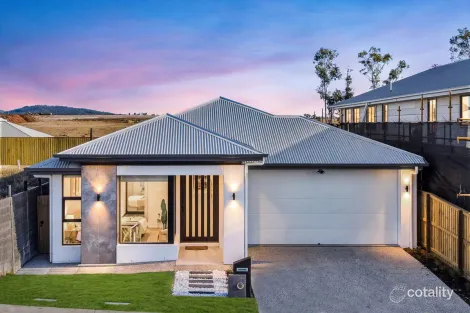 4 Gladden St, Ripley, QLD 4306