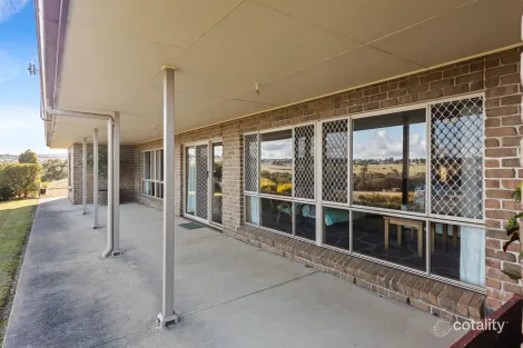 Property photo of 12 Lipizzaner Drive Hindmarsh Valley SA 5211