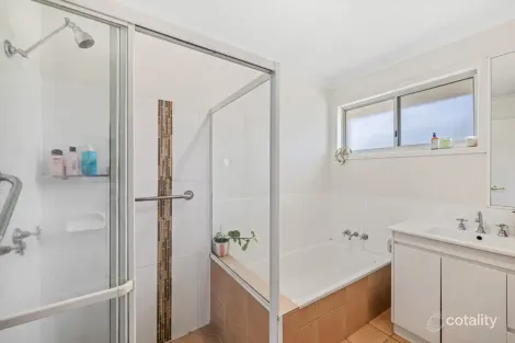 Property photo of 19 Booker Parade Golden Beach QLD 4551