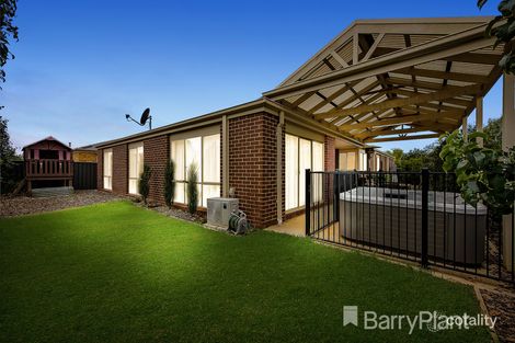 Property photo of 1 Bold Mews Manor Lakes VIC 3024