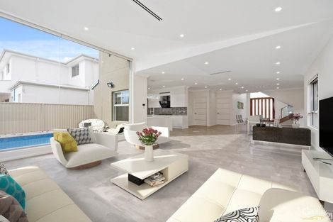 Property photo of 83 Swan Road Edensor Park NSW 2176