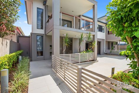 Property photo of 2/23 Howsan Street Mount Gravatt East QLD 4122