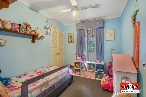 Property photo of 57 Blackadder Road Swan View WA 6056