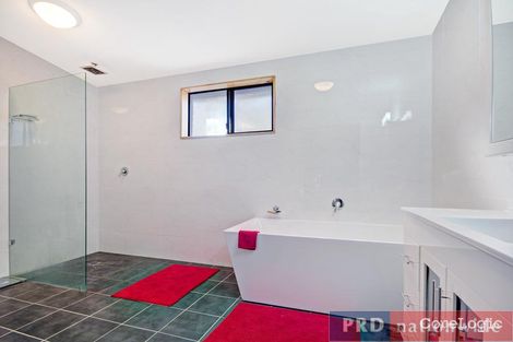 Property photo of 14 Bayview Road Peakhurst Heights NSW 2210