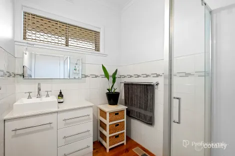 Property photo of 6 Gillies Street Maryborough VIC 3465