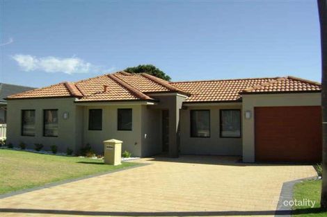 14b Findon Cres, Westminster, WA 6061