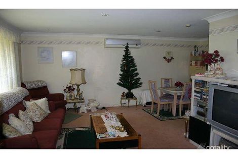 Property photo of 28 Old Kent Road Ruse NSW 2560