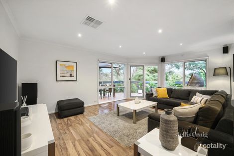 Property photo of 32 Lilian Parade Eltham VIC 3095