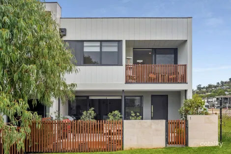 1 Whistler Mews, Safety Beach, VIC 3936