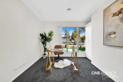 Property photo of 3 Earth Street Point Cook VIC 3030
