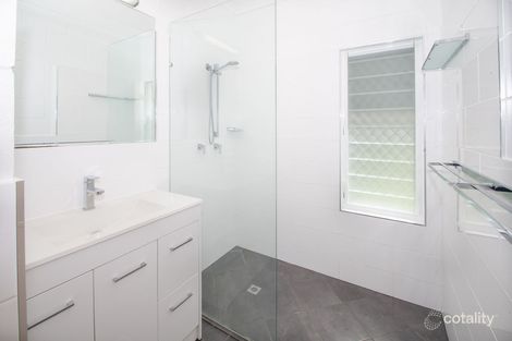 Property photo of 28 Caribbean Street Holloways Beach QLD 4878