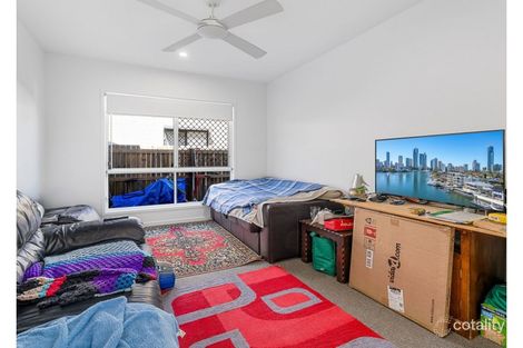 Property photo of 14 Snowdonia Crescent Yarrabilba QLD 4207