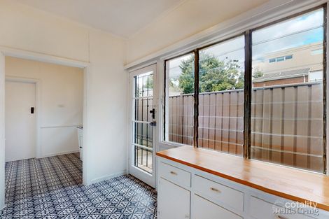 Property photo of 28 Loch Crescent Strathmore VIC 3041