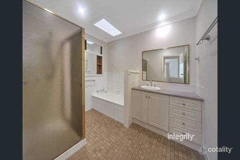 Property photo of 6 Bisdee Place Nowra NSW 2541