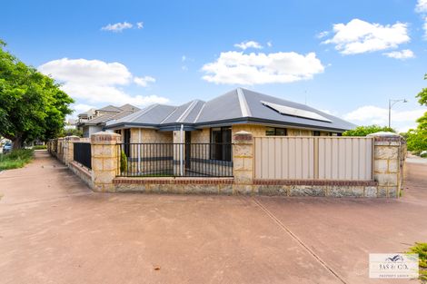 Property photo of 23 Pexton Drive South Guildford WA 6055