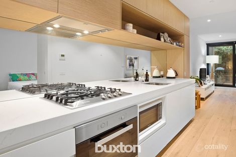 Property photo of 2/43 Willis Street Hampton VIC 3188