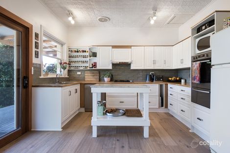 Property photo of 10 Gainsborough Street Castlemaine VIC 3450